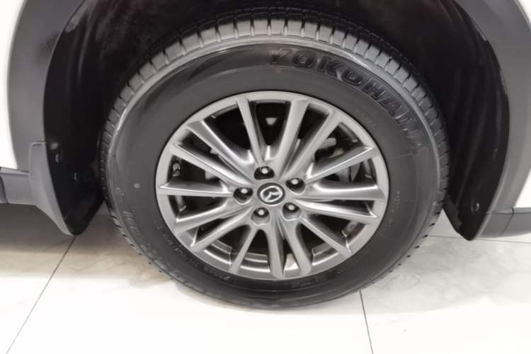 Used Mazda CX-5 2020 Revised Version 2.0L Automatic Two-Wheel Drive Smart Type Right Front Wheel Hub