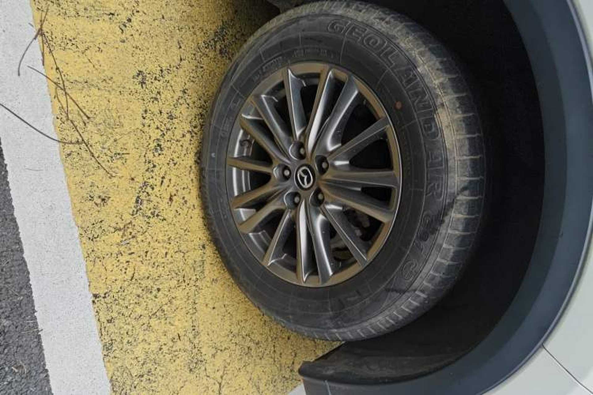 Used Mazda CX-5 2020 2.0L Automatic Two-Wheel Drive Smart Version Right Front Wheel Hub