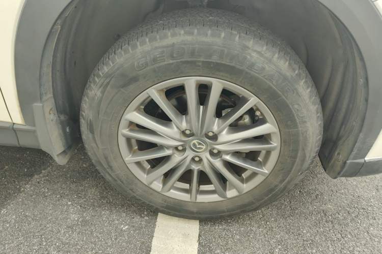 Used Mazda CX-5 2020 2.0L Automatic Two-Wheel Drive ZhiZun Version Right Front Wheel Hub