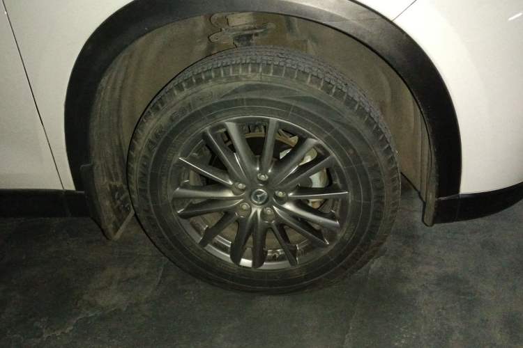 Used Mazda CX-5 2020 Revised Version 2.0L Automatic Two-Wheel Drive Smart Type Right Front Wheel Hub