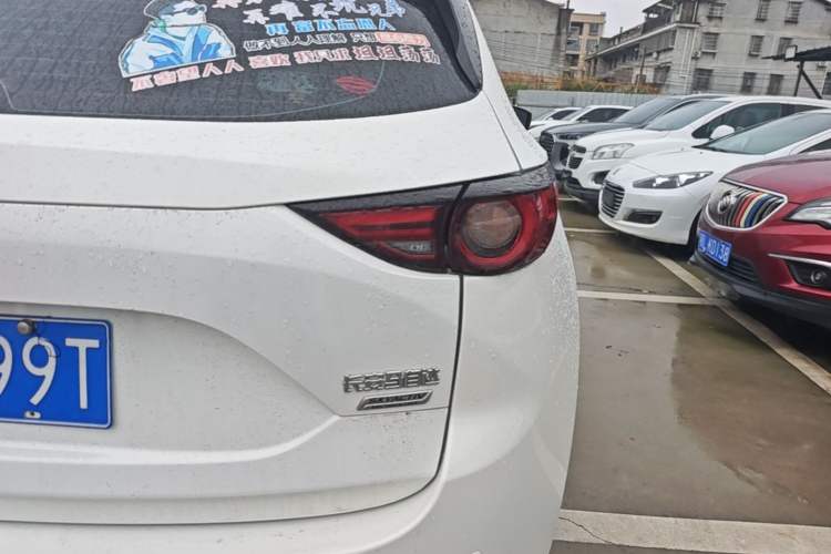 Used Mazda CX-5 2020 Revised Version 2.0L Automatic Two-Wheel Drive ZhiZun Trim Right Rear Taillight