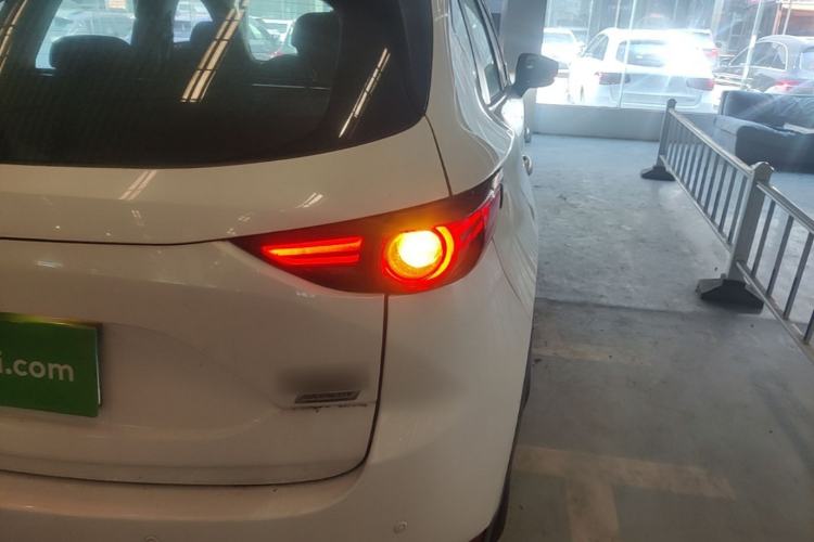 Used Mazda CX-5 2020 Revised Version 2.0L Automatic Two-Wheel Drive Smart Type Right Rear Taillight