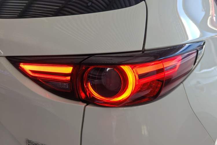 Used Mazda CX-5 2020 Revised Version 2.0L Automatic Two-Wheel Drive Smart Type Right Rear Taillight