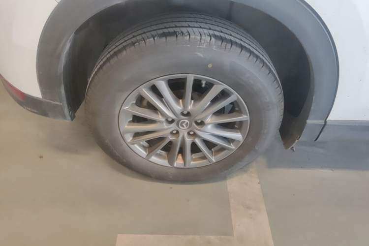Used Mazda CX-5 2020 Revised Version 2.0L Automatic Two-Wheel Drive Smart Type Right Rear Wheel Hub