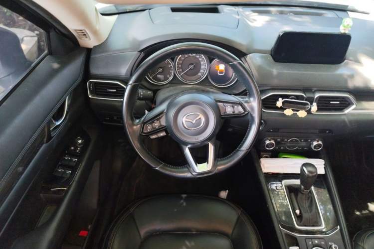 Used Mazda CX-5 2020 2.0L Automatic Two-Wheel Drive ZhiZun Version Steering Wheel