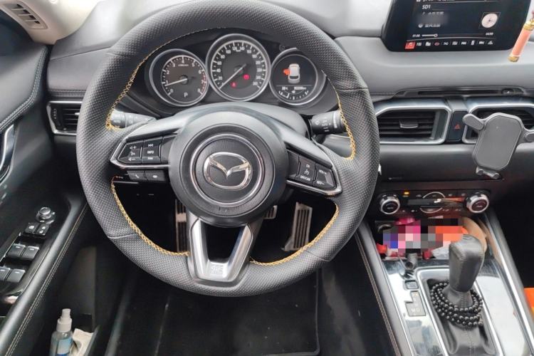 Used Mazda CX-5 2020 2.5L Automatic Two-Wheel Drive ZhiZun Version Steering Wheel