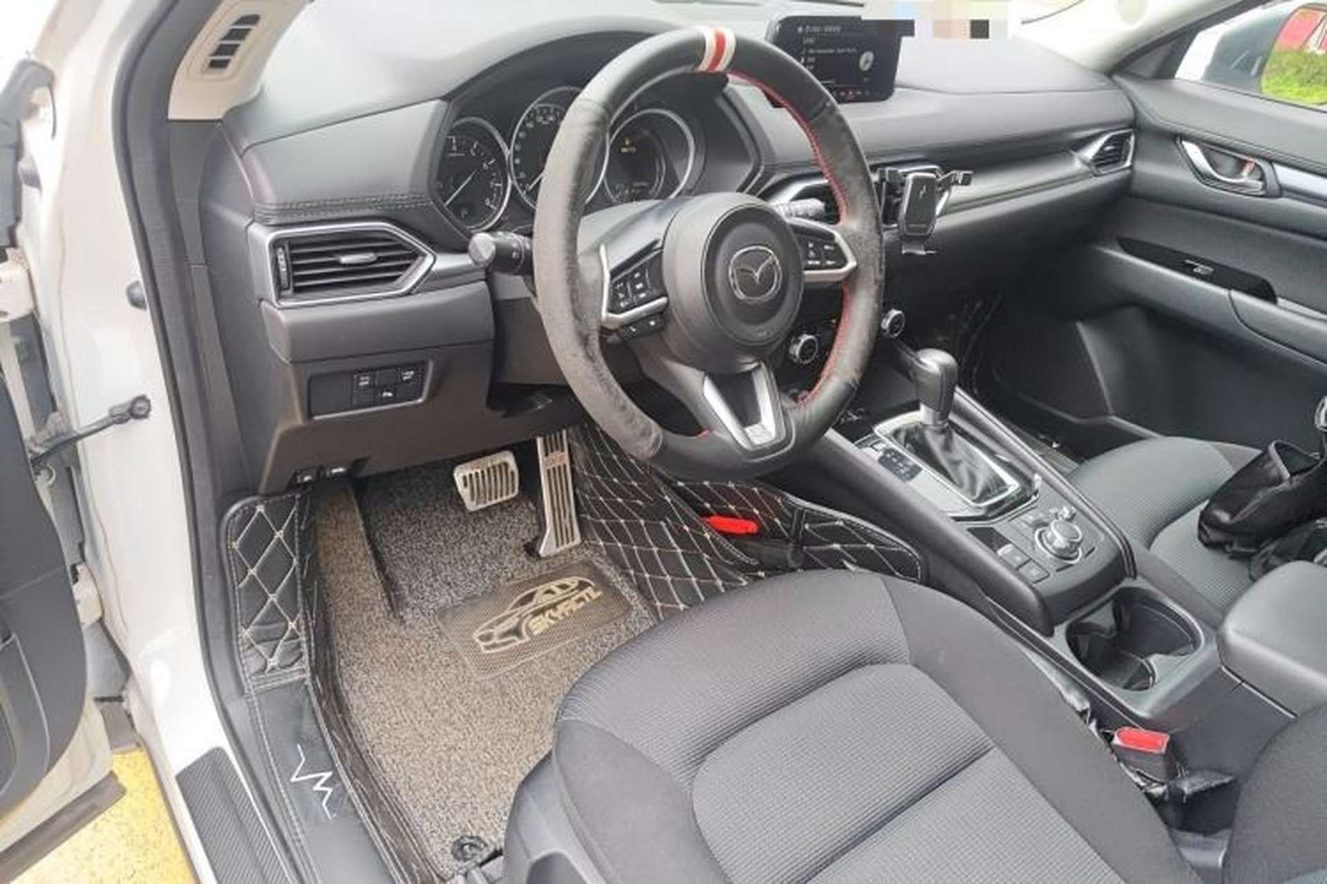 Used Mazda CX-5 2020 2.0L Automatic Two-Wheel Drive Smart Version Steering Wheel
