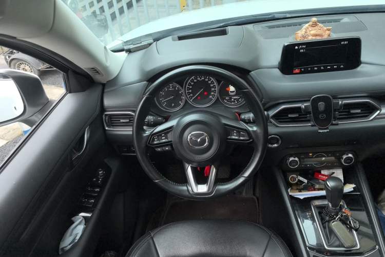 Used Mazda CX-5 2020 Revised Version 2.0L Automatic Two-Wheel Drive ZhiZun Trim Steering Wheel