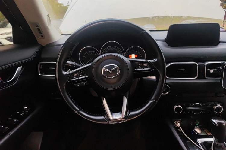 Used Mazda CX-5 2020 2.0L Automatic Two-Wheel Drive ZhiZun Version Steering Wheel