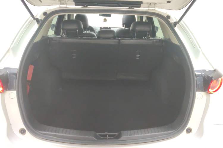 Used Mazda CX-5 2020 Revised Version 2.0L Automatic Two-Wheel Drive Smart Type Trunk
