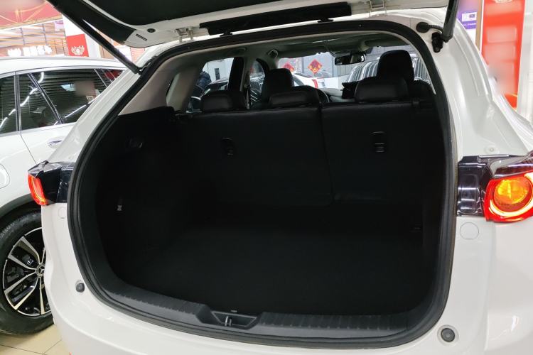 Used Mazda CX-5 2020 Revised Version 2.0L Automatic Two-Wheel Drive ZhiZun Trim Trunk