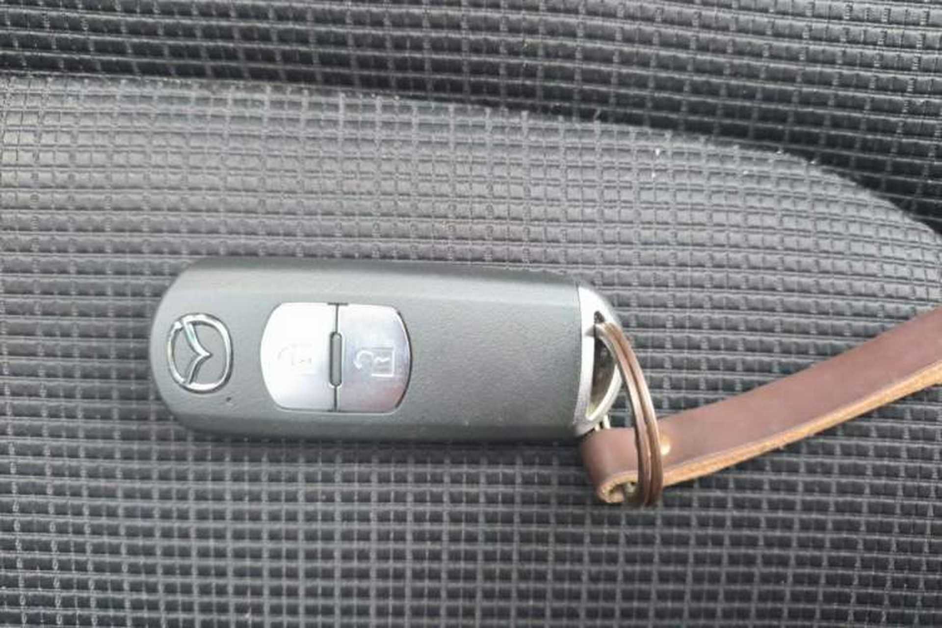 Used Mazda CX-5 2020 Revised Version 2.0L Automatic Two-Wheel Drive Smart Type Vehicle Key