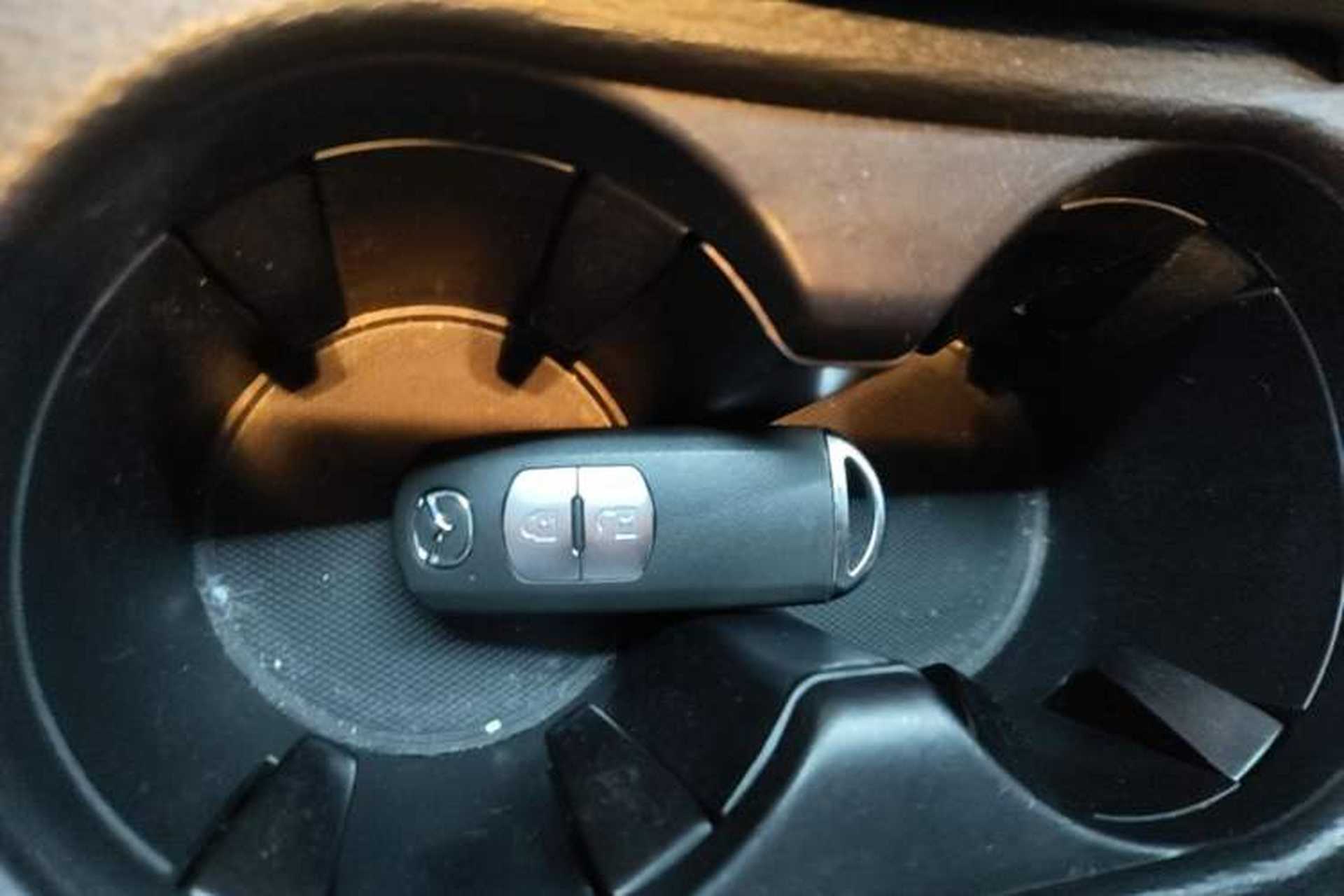 Used Mazda CX-5 2020 2.0L Automatic Two-Wheel Drive Smart Version Vehicle Key