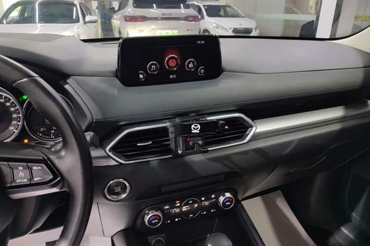 Used Mazda CX-5 2021 2.0L Automatic Two-Wheel Drive Smart Version Audio And AC Panel
