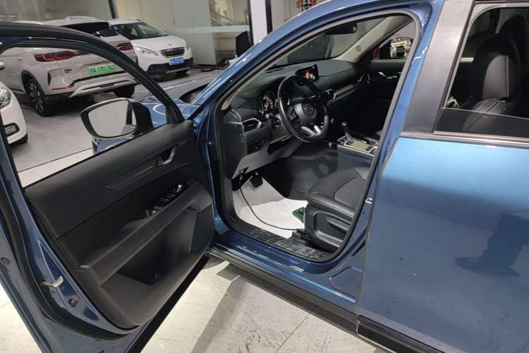Used Mazda CX-5 2021 2.0L Automatic Two-Wheel Drive Smart Version Driver Seat