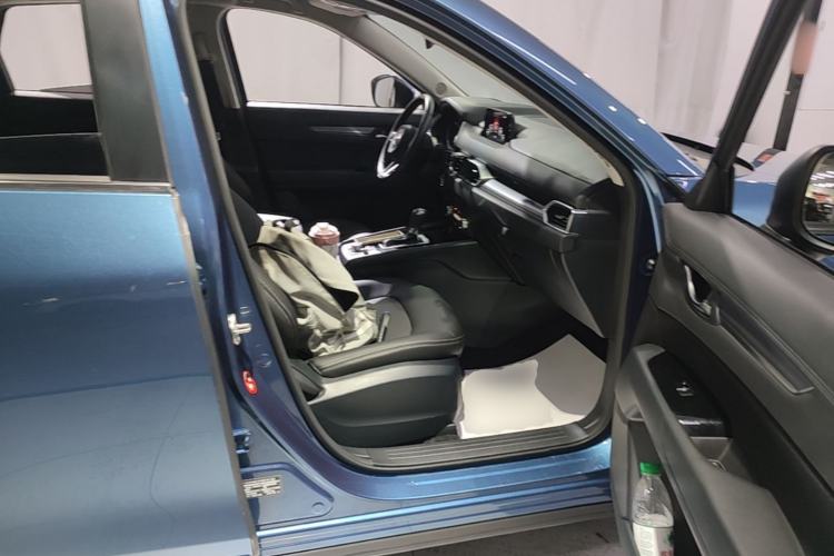 Used Mazda CX-5 2021 2.0L Automatic Two-Wheel Drive Smart Version Right Front Seat