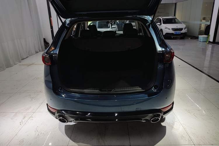 Used Mazda CX-5 2021 2.0L Automatic Two-Wheel Drive Smart Version Trunk