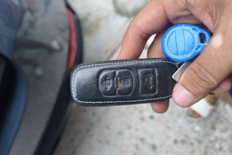 Used Mazda CX-5 2021 2.0L Automatic Two-Wheel Drive Black Knight Vehicle Key