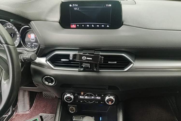 Used Mazda CX-5 2021 2.0L Automatic Two-Wheel Drive Smart Version Audio And AC Panel