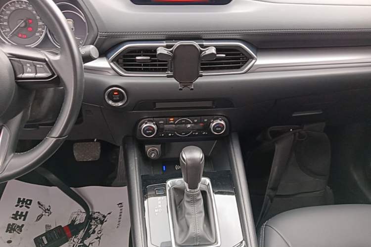 Used Mazda CX-5 2021 2.0L Automatic Two-Wheel Drive Smart Version Audio And AC Panel