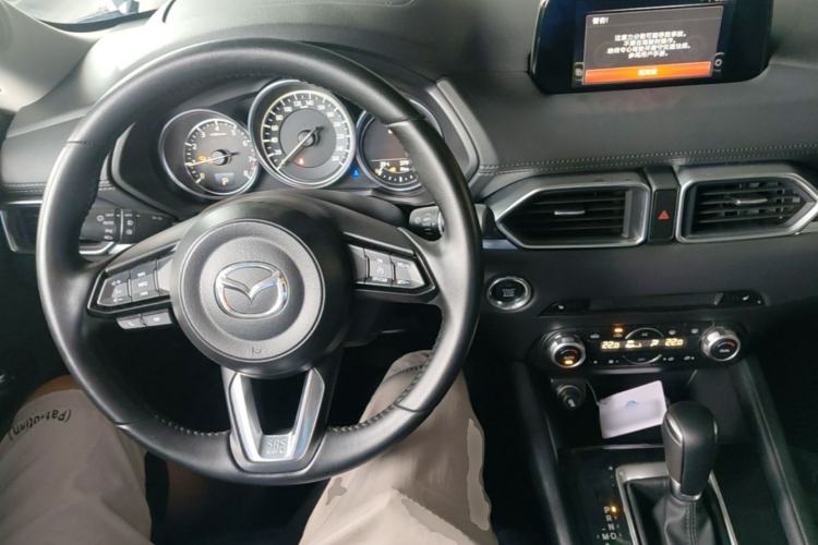 Used Mazda CX-5 2021 2.0L Automatic Two-Wheel Drive ZhiZun Version Center Console