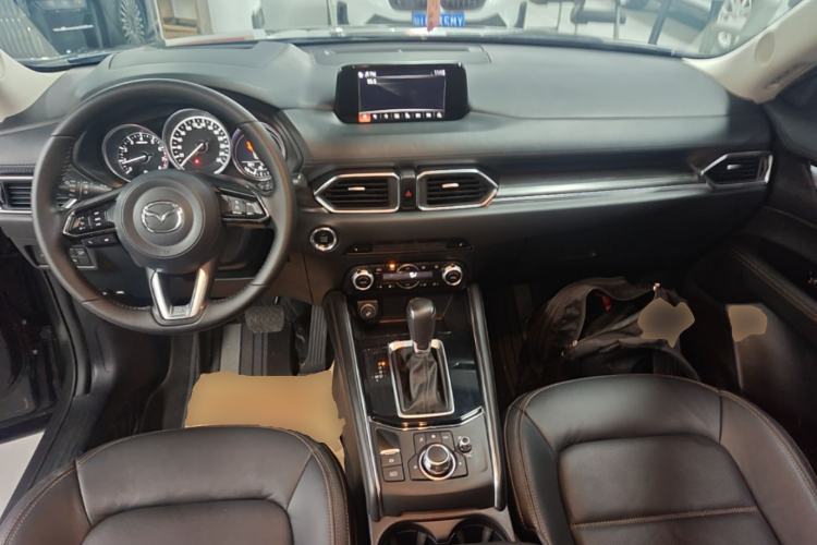 Used Mazda CX-5 2021 2.5L Automatic Two-Wheel Drive ZhiZun Version Center Console