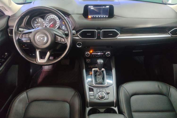 Used Mazda CX-5 2021 2.5L Automatic Two-Wheel Drive ZhiZun Version Center Console