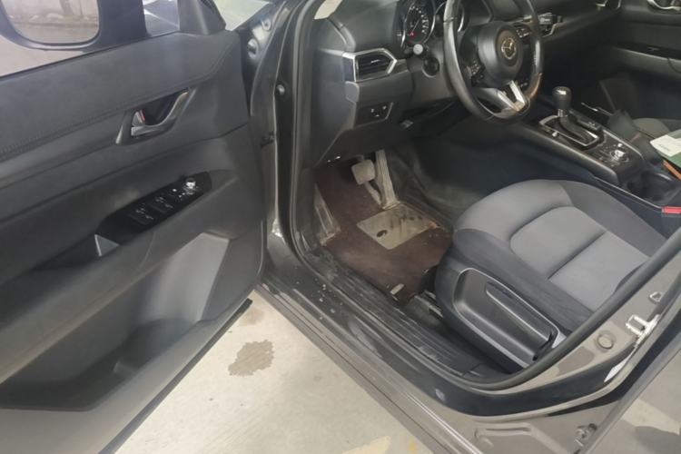 Used Mazda CX-5 2021 2.0L Automatic Two-Wheel Drive Smart Version Driver Seat