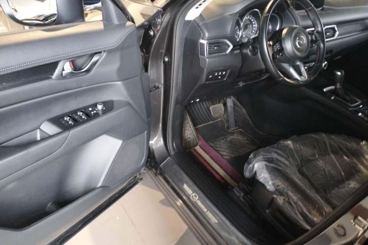 Used Mazda CX-5 2021 2.0L Automatic Two-Wheel Drive Black Knight Driver Seat