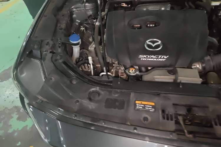 Used Mazda CX-5 2021 2.0L Automatic Two-Wheel Drive Smart Version Engine Bay Right