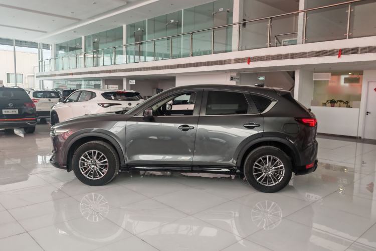 Used Mazda CX-5 2021 2.0L Automatic Two-Wheel Drive Smart Version Exterior 3