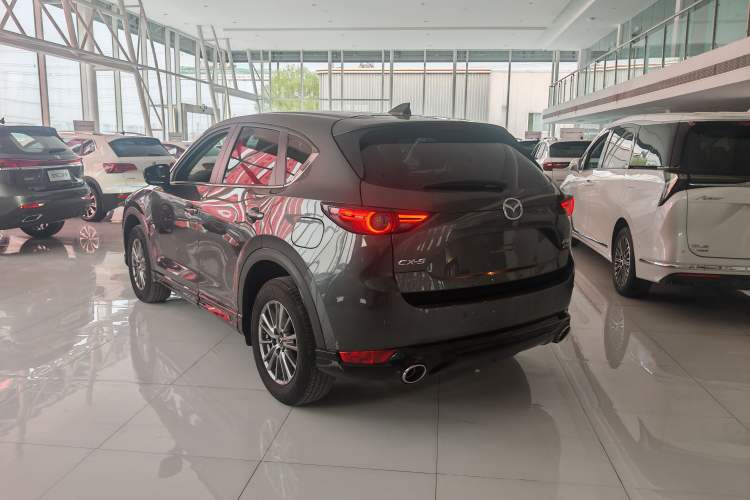 Used Mazda CX-5 2021 2.0L Automatic Two-Wheel Drive Smart Version Exterior 4