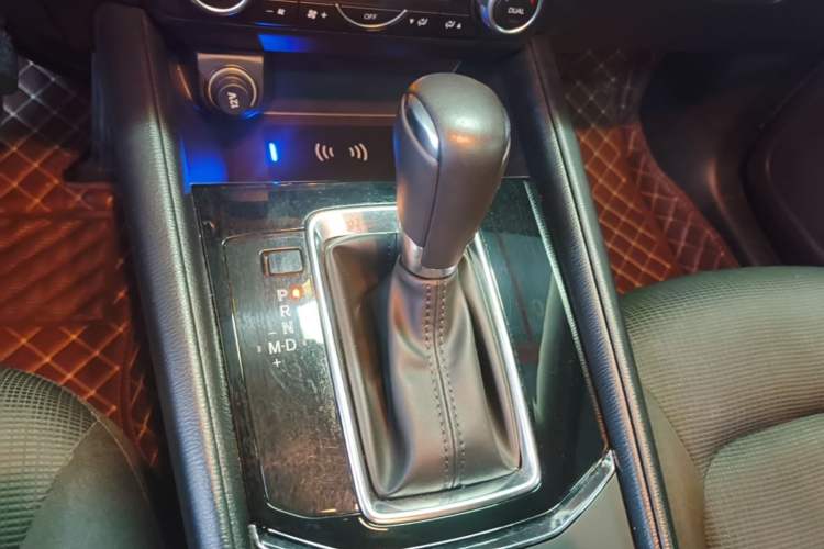 Used Mazda CX-5 2021 2.5L Automatic Two-Wheel Drive Smart Version Gear Lever
