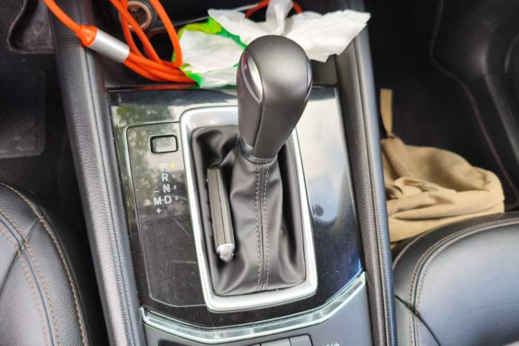 Used Mazda CX-5 2021 2.0L Automatic Two-Wheel Drive ZhiZun Version Gear Lever