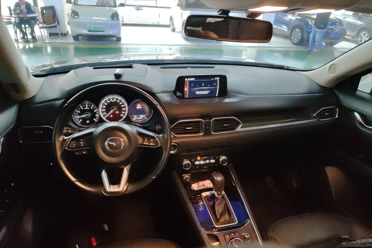 Used Mazda CX-5 2021 2.5L Automatic Two-Wheel Drive ZhiZun Version Interior 2