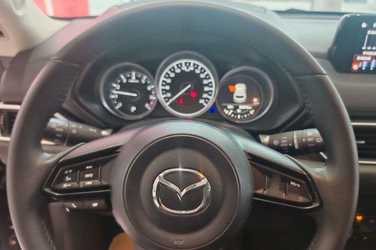 Used Mazda CX-5 2021 2.0L Automatic Two-Wheel Drive Smart Version Interior 3