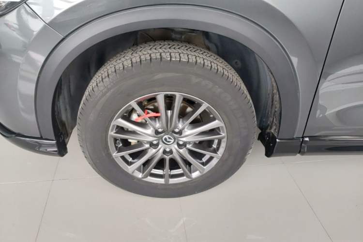Used Mazda CX-5 2021 2.0L Automatic Two-Wheel Drive ZhiZun Version Left Front Wheel Hub