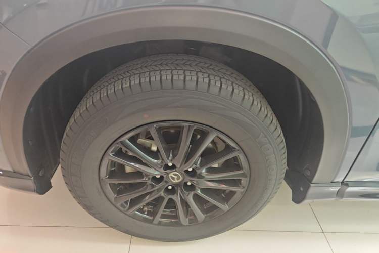 Used Mazda CX-5 2021 2.0L Automatic Two-Wheel Drive Black Knight Left Front Wheel Hub