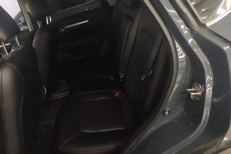 Used Mazda CX-5 2021 2.0L Automatic Two-Wheel Drive Smart Version Left Rear Seat