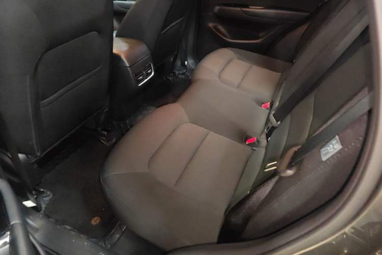 Used Mazda CX-5 2021 2.5L Automatic Two-Wheel Drive Smart Version Left Rear Seat