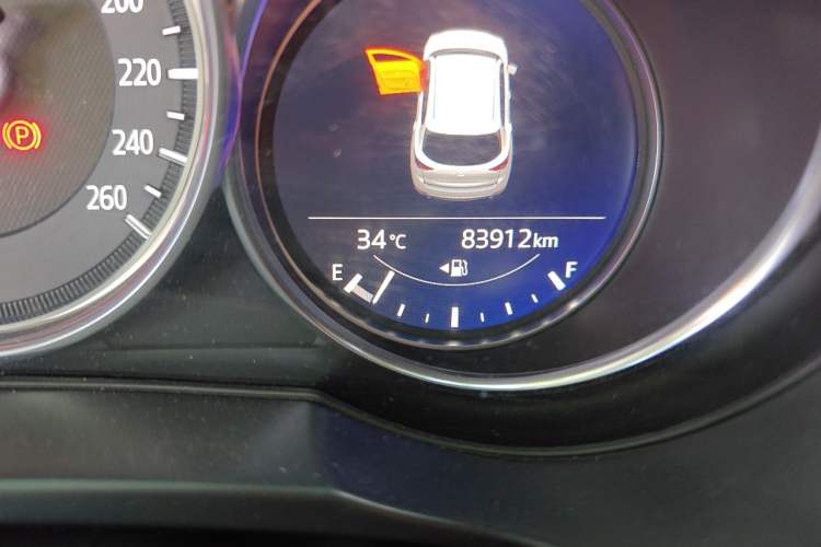 Used Mazda CX-5 2021 2.0L Automatic Two-Wheel Drive Smart Version Odometer Close Up