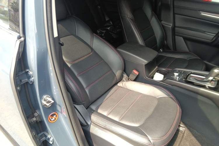 Used Mazda CX-5 2021 2.0L Automatic Two-Wheel Drive Black Knight Right Front Seat