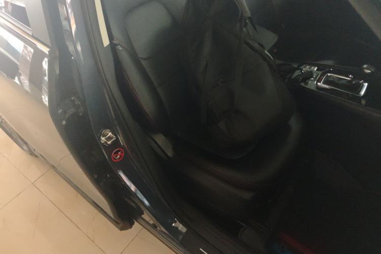 Used Mazda CX-5 2021 2.0L Automatic Two-Wheel Drive Smart Version Right Front Seat