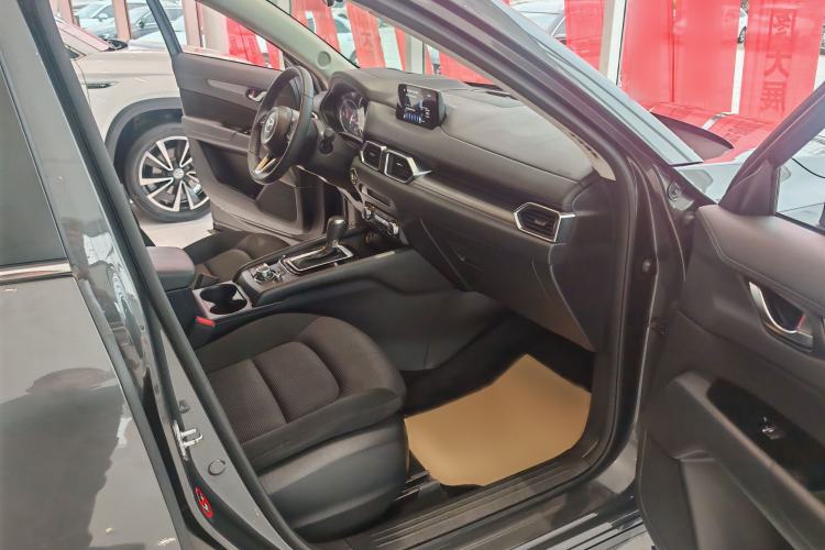 Used Mazda CX-5 2021 2.0L Automatic Two-Wheel Drive Smart Version Right Front Seat