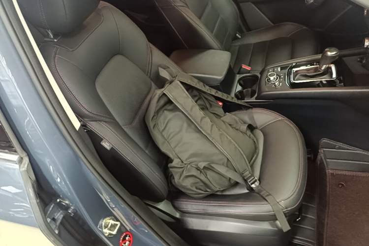Used Mazda CX-5 2021 2.0L Automatic Two-Wheel Drive Black Knight Right Front Seat
