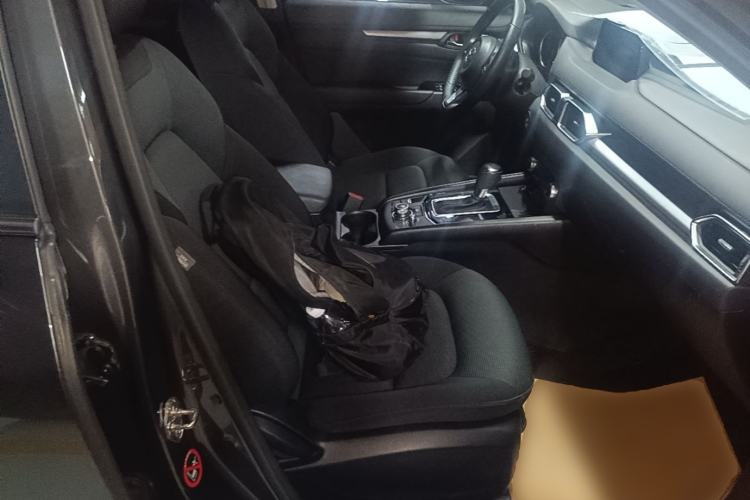 Used Mazda CX-5 2021 2.0L Automatic Two-Wheel Drive Smart Version Right Front Seat