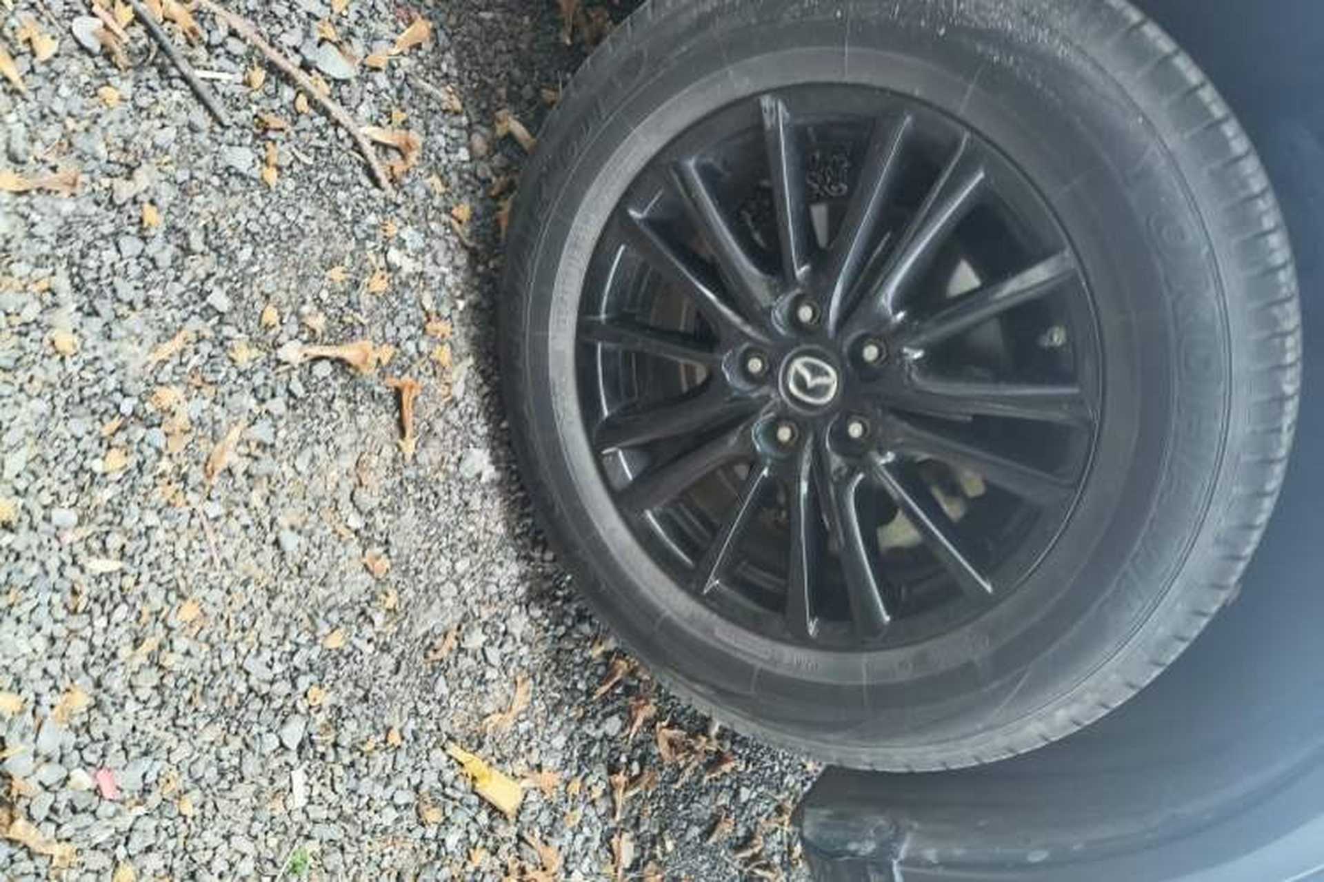 Used Mazda CX-5 2021 2.0L Automatic Two-Wheel Drive Black Knight Right Front Wheel Hub