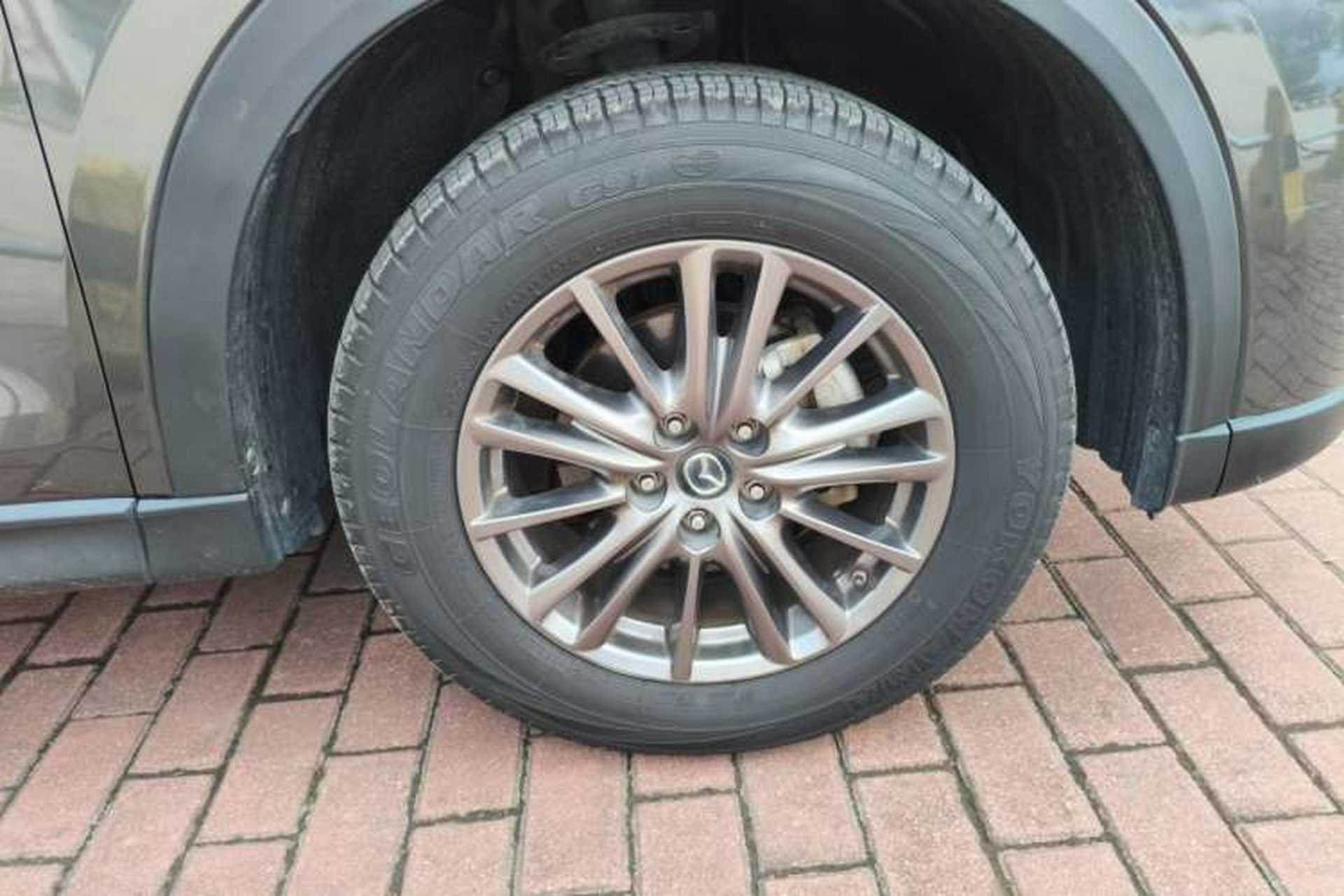 Used Mazda CX-5 2021 2.0L Automatic Two-Wheel Drive ZhiZun Version Right Front Wheel Hub