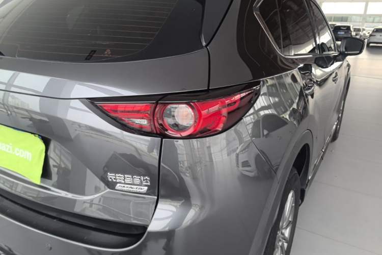 Used Mazda CX-5 2021 2.0L Automatic Two-Wheel Drive ZhiZun Version Right Rear Taillight