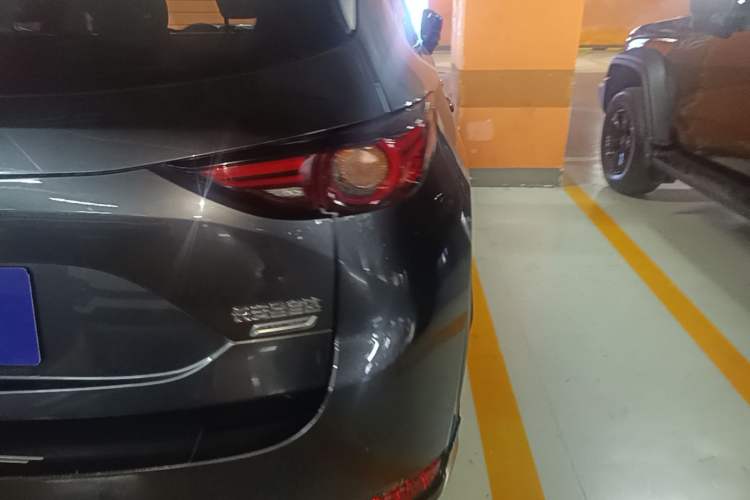 Used Mazda CX-5 2021 2.0L Automatic Two-Wheel Drive Smart Version Right Rear Taillight